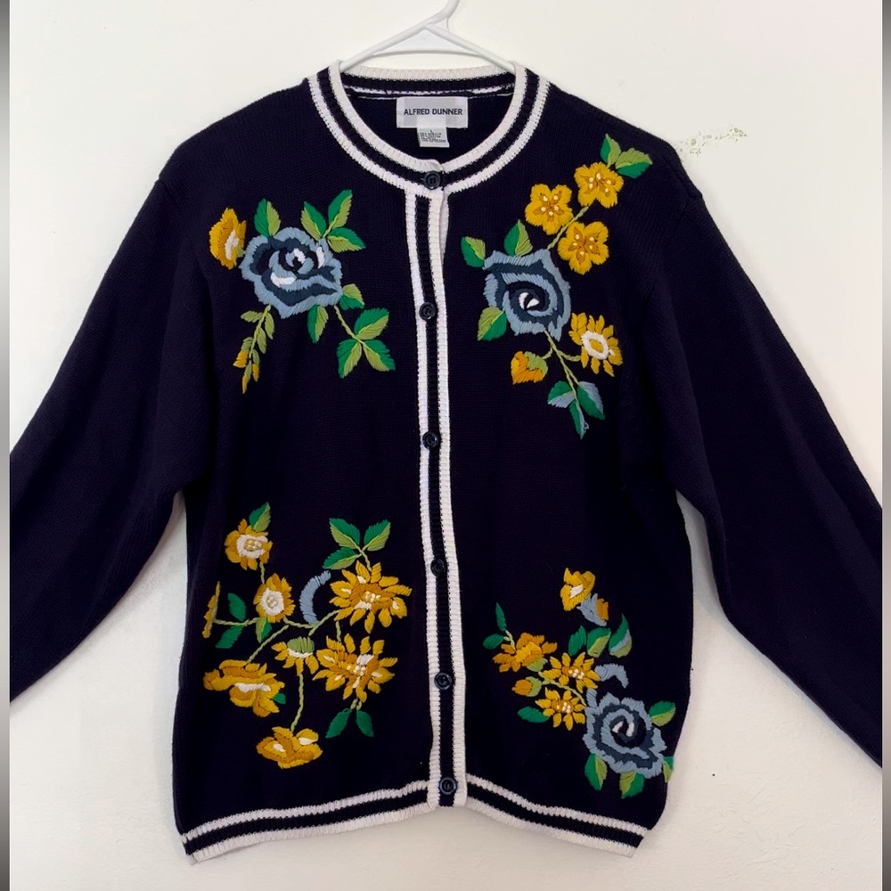 Alfred Dunner Flower Cardigan Size L